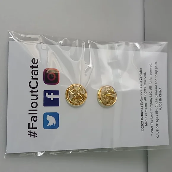 NIP Fallout Pin #22 - Picture 3 of 3